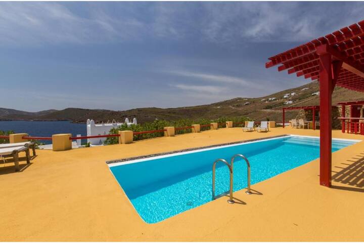 Villa Agios Sostis Mykonos gallery image 2