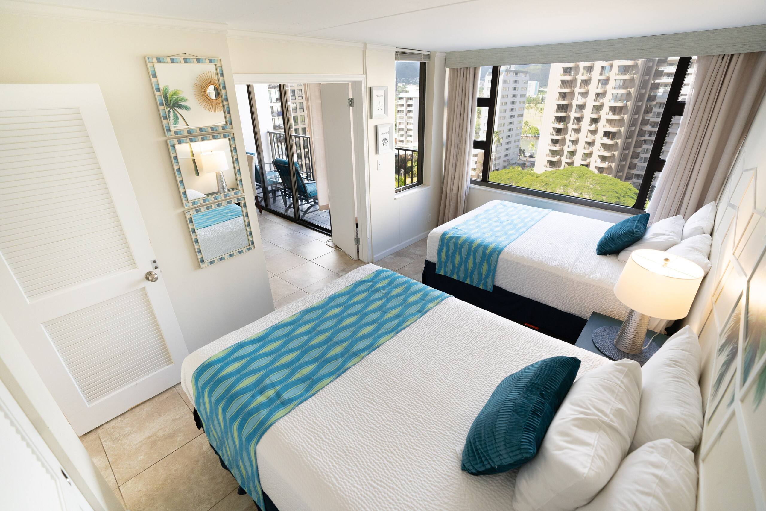 Condo in Honolulu · ★4.38 · 1 bedroom · 3 beds · 1 private bath - Image 19