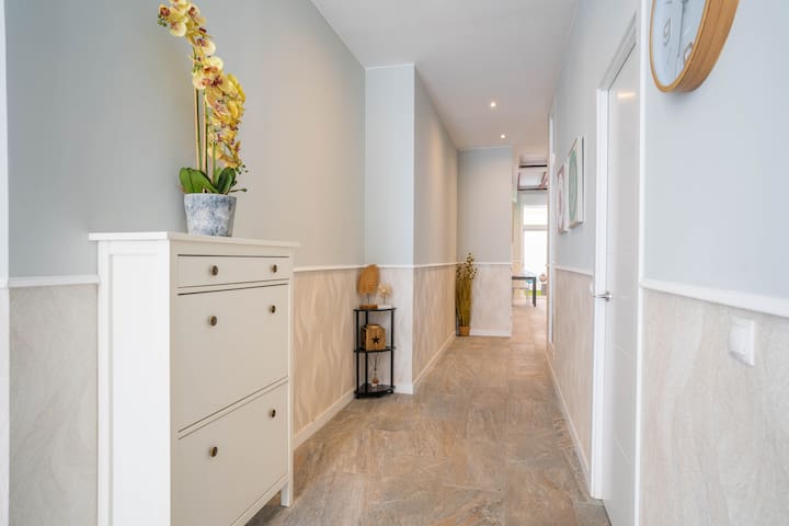 Denia Oasis gallery image 4