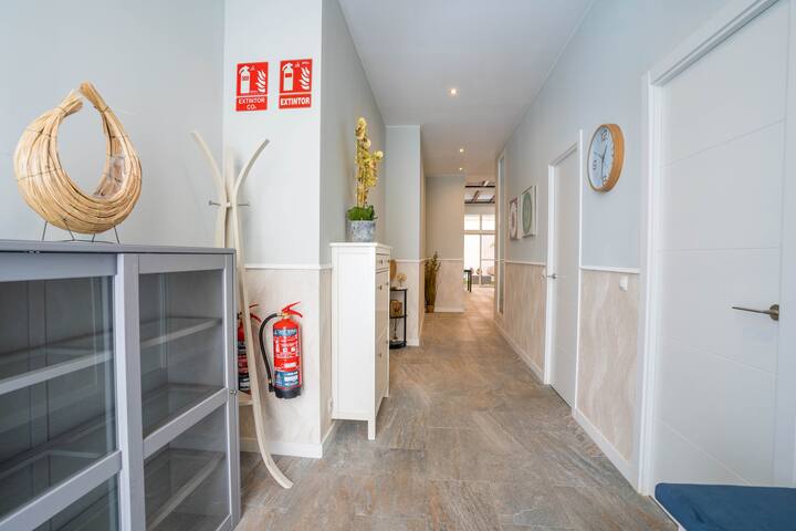 Denia Oasis gallery image 3