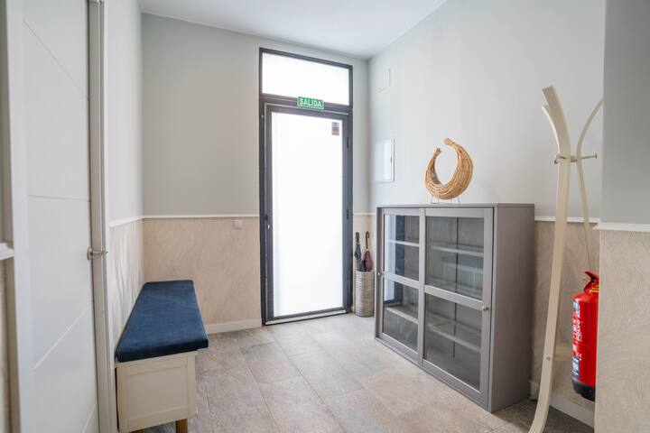 Denia Oasis gallery image 2