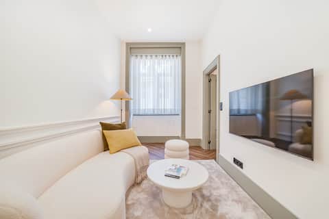Central Lisbon Luxury | Walk to Everything
