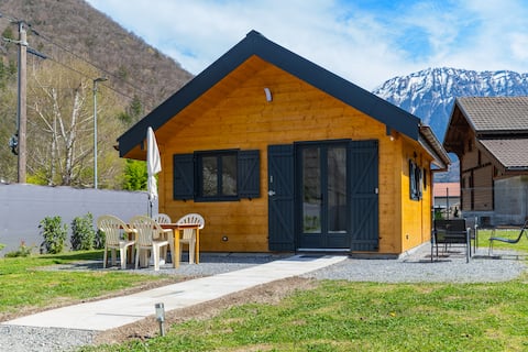 Cosy new chalet on private fenced plot 600m2