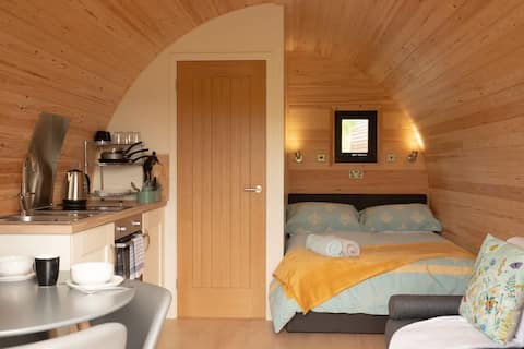 Top Airbnb: Countryside Farm Pod on Isle of Seil w/ views in Argyll And Bute