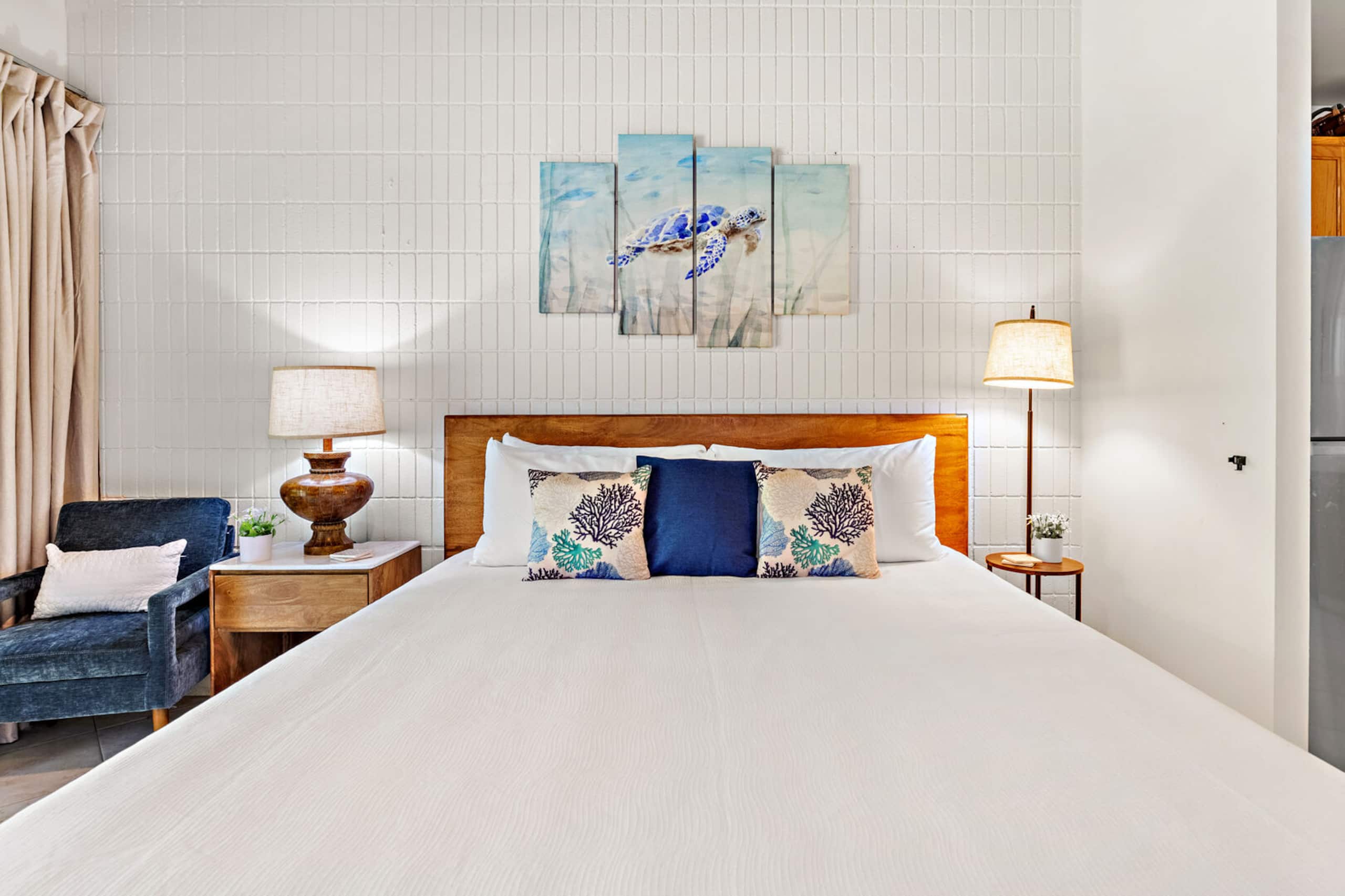 Condo in Lahaina · ★4.9 · Studio · 2 beds · 1 bath - Image 9