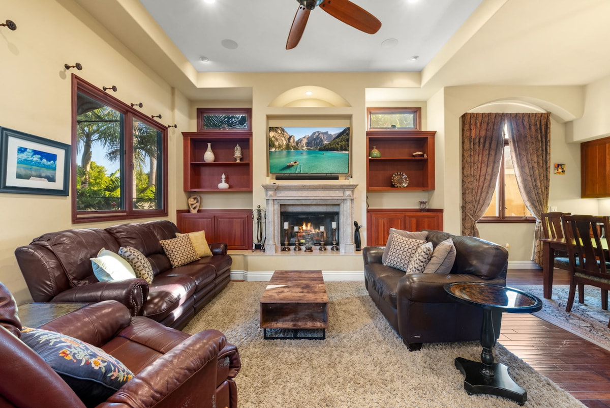 Successful Airbnb property: Tuscan Sands by Coastline Vacation Rentals in Linda Vista