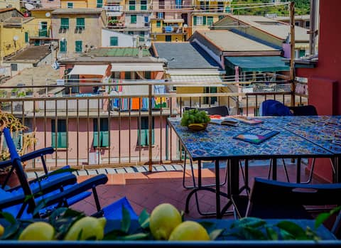 Successful Airbnb property: La Maison de la Mer with Terrace and AC in Vernazza