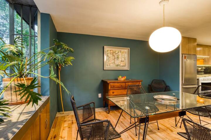 2Br Three Story Town House in Condesa gallery image 4