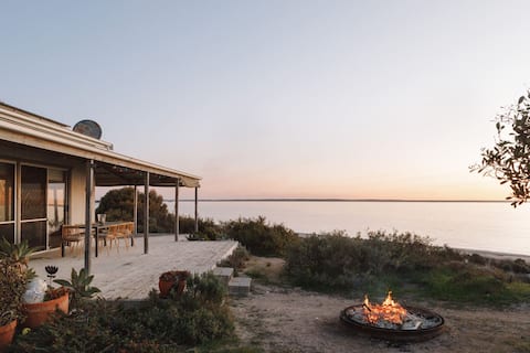 Sea Haven at Streaky Bay—A Secluded Beach Escape