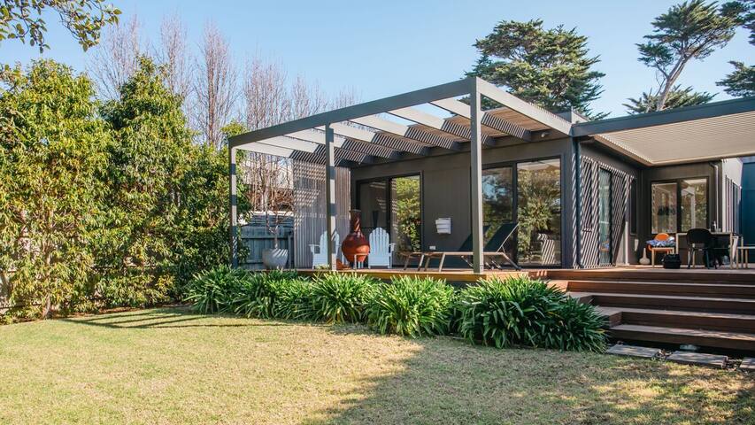 Tranquil Shores gallery image 2