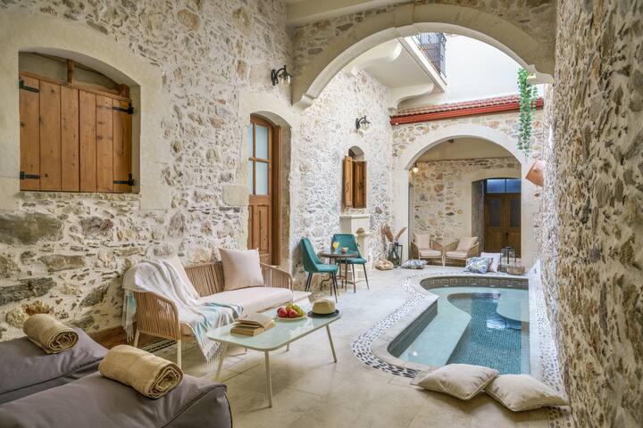Kamares,a 1912 stonebuilt estate with heated pool! gallery image 2