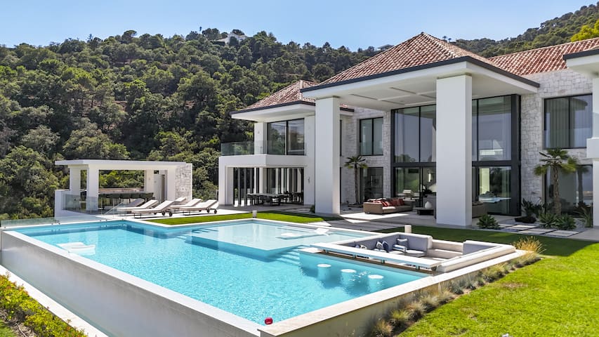 JustRent Marbella managed Airbnb listing 1