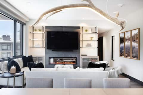 New! ONE Riverfront Luxury Resort| Shared Pool|A/C