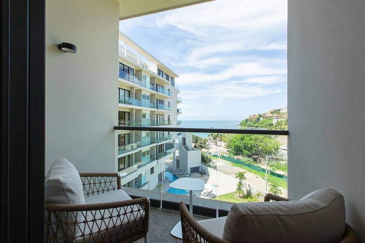 Beautiful Beachfront Studio, Zantamar 306 - La Cruz de Huanacaxtle