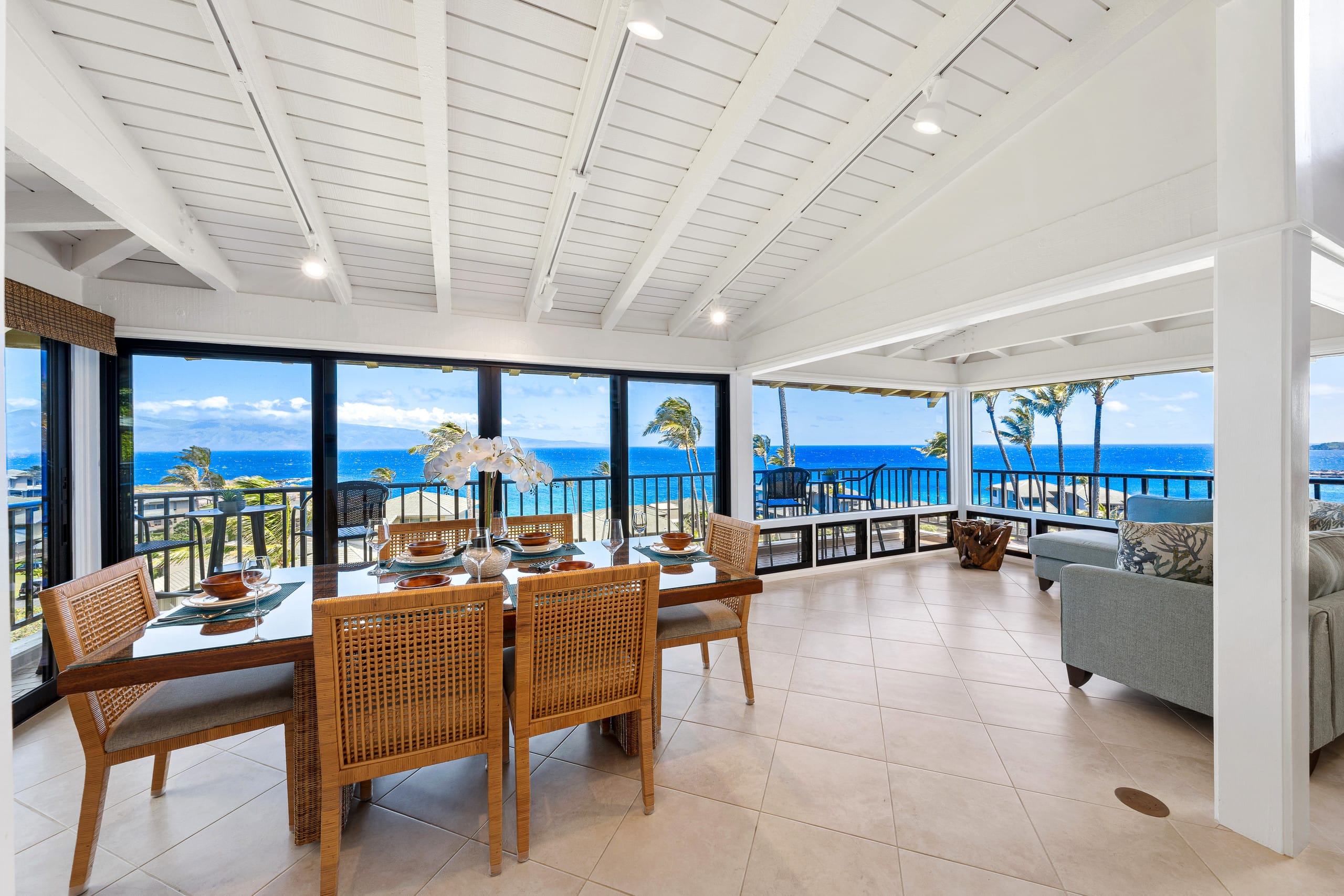 Condo in Lahaina · ★4.93 · 2 bedrooms · 3 beds · 3 baths - Image 13
