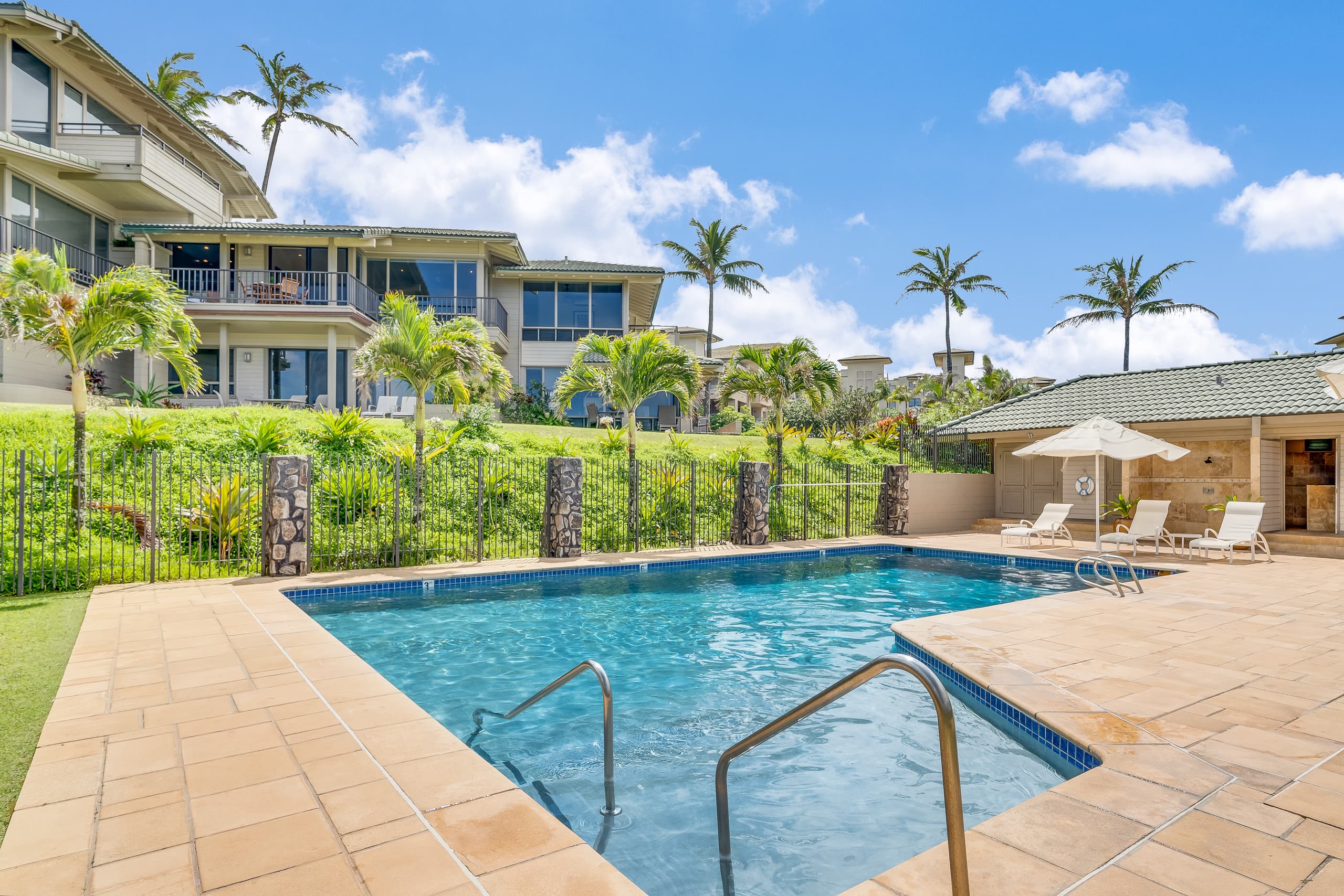 Condo in Lahaina · ★4.93 · 2 bedrooms · 3 beds · 3 baths - Image 46