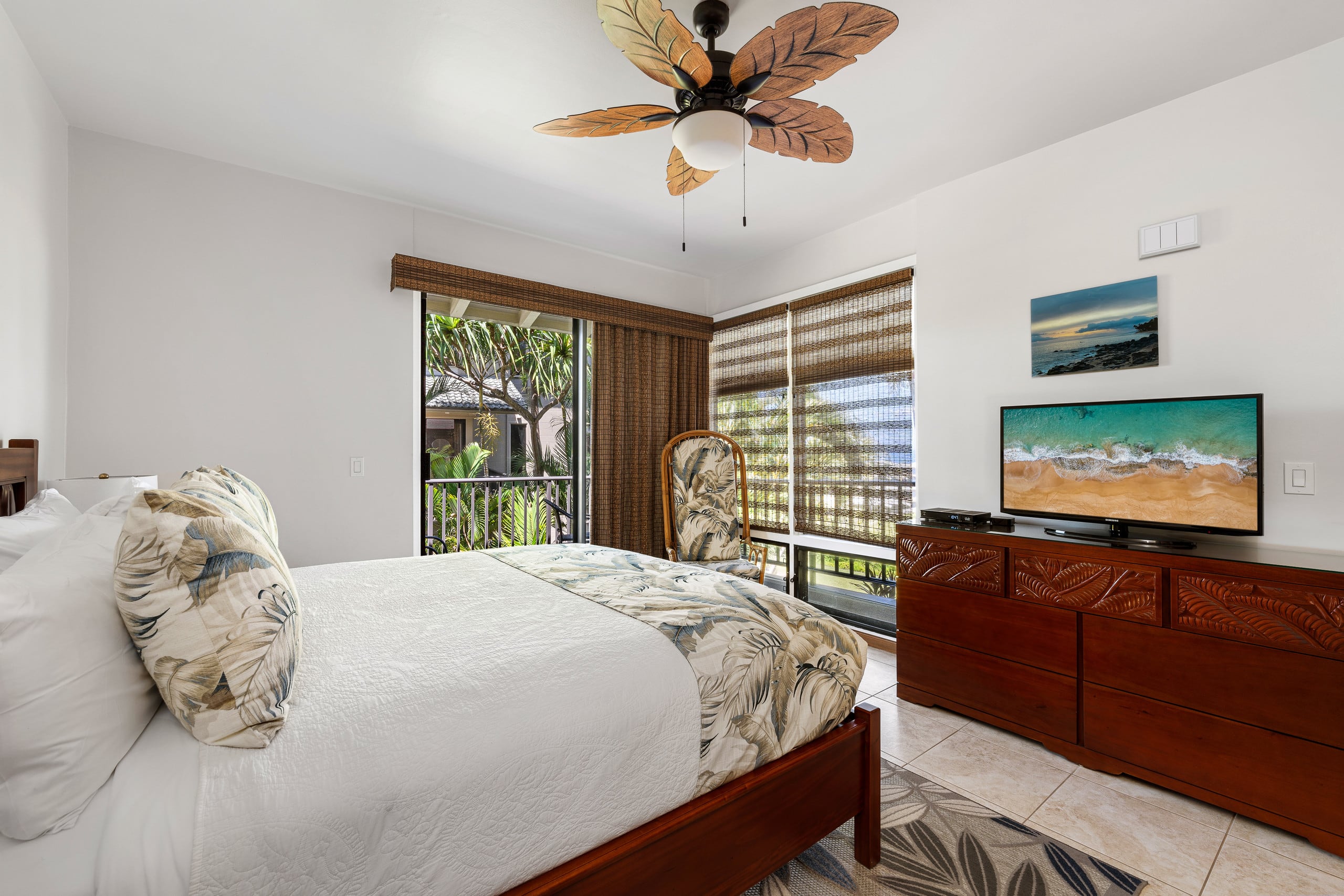 Condo in Lahaina · ★4.93 · 2 bedrooms · 3 beds · 3 baths - Image 16