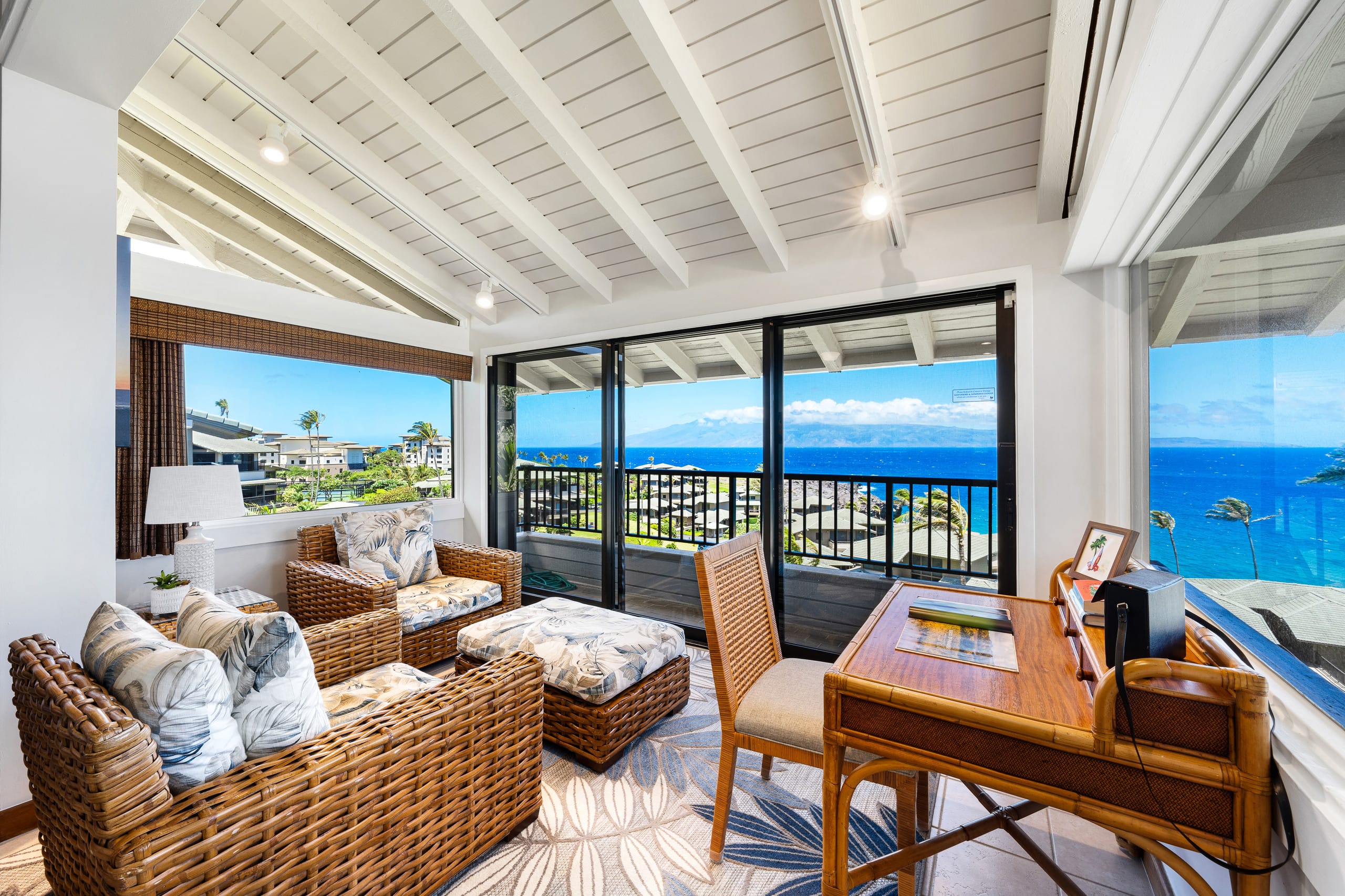 Condo in Lahaina · ★4.93 · 2 bedrooms · 3 beds · 3 baths - Image 23