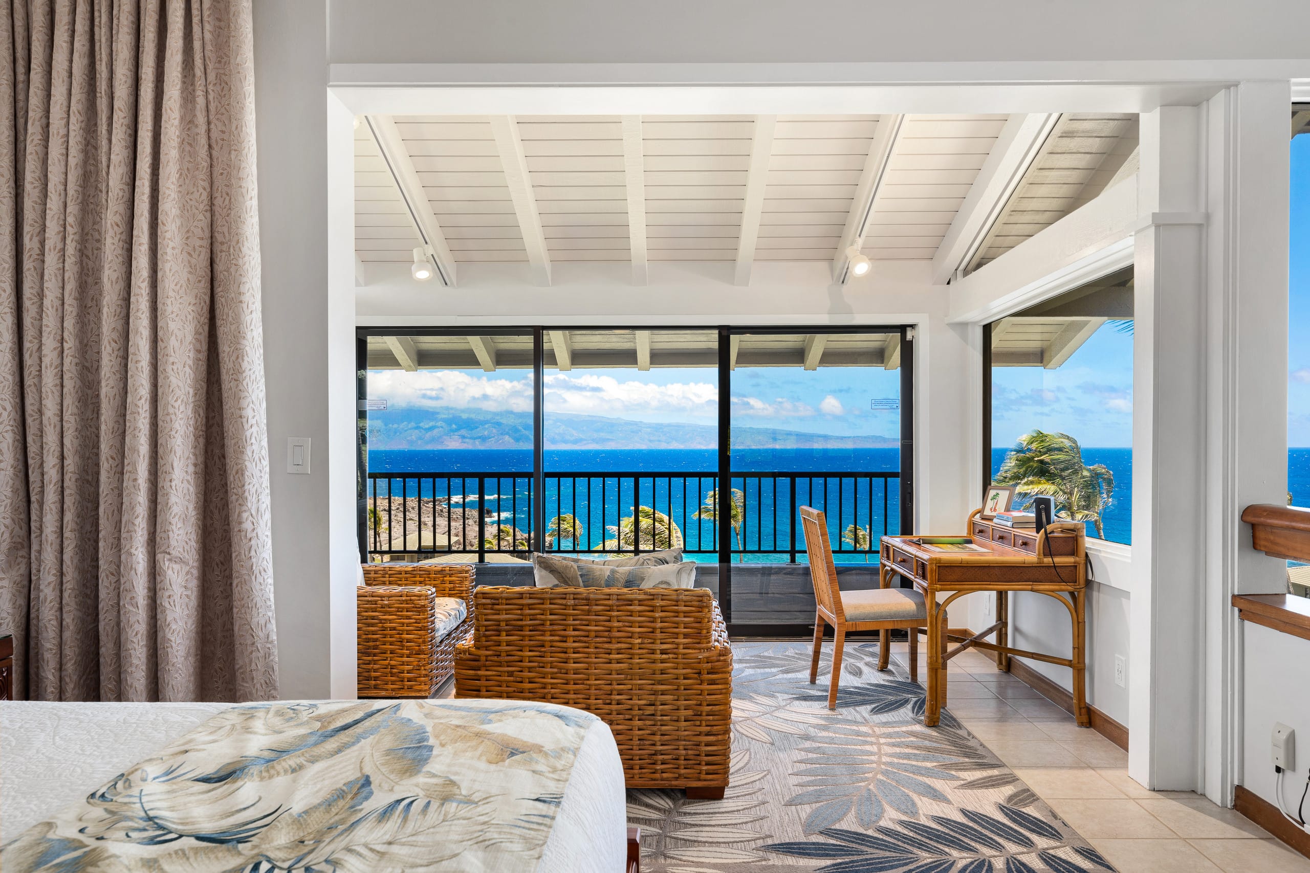 Condo in Lahaina · ★4.93 · 2 bedrooms · 3 beds · 3 baths - Image 22