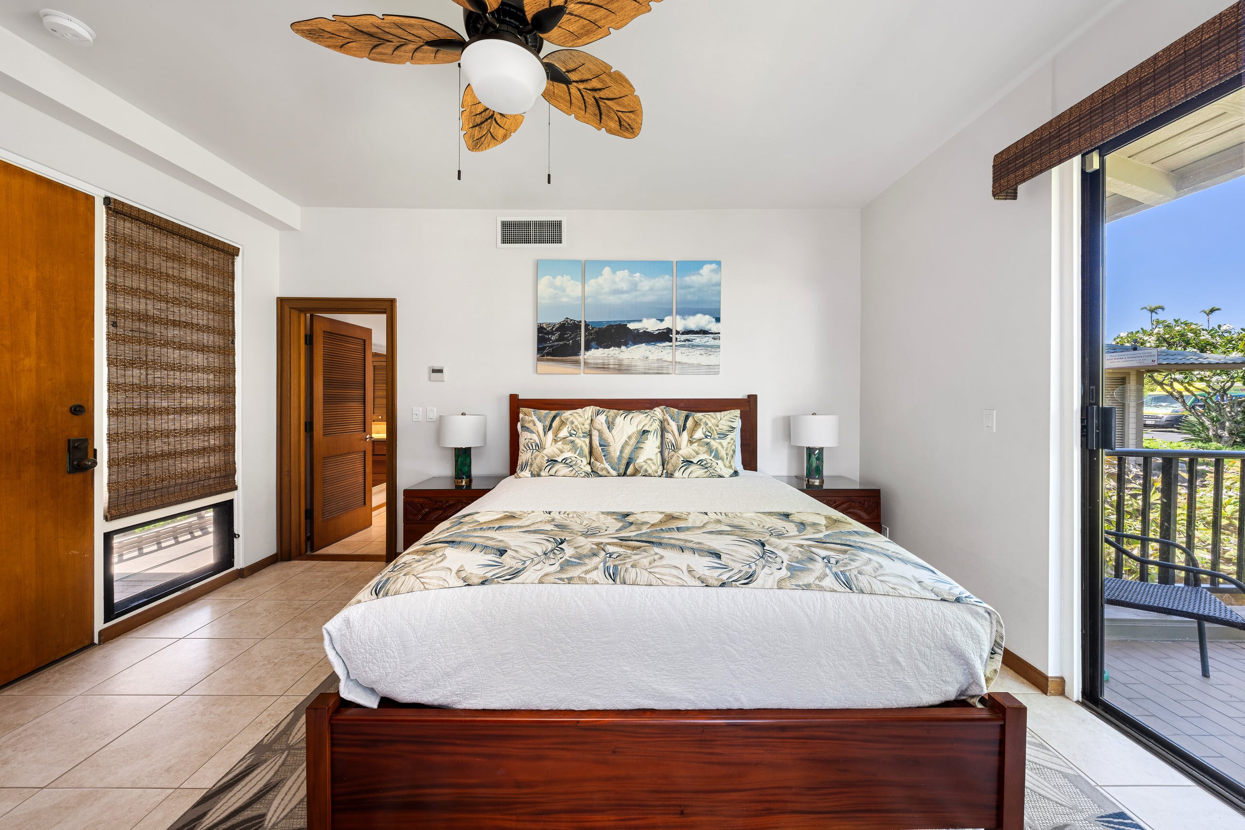 Condo in Lahaina · ★4.93 · 2 bedrooms · 3 beds · 3 baths - Image 15