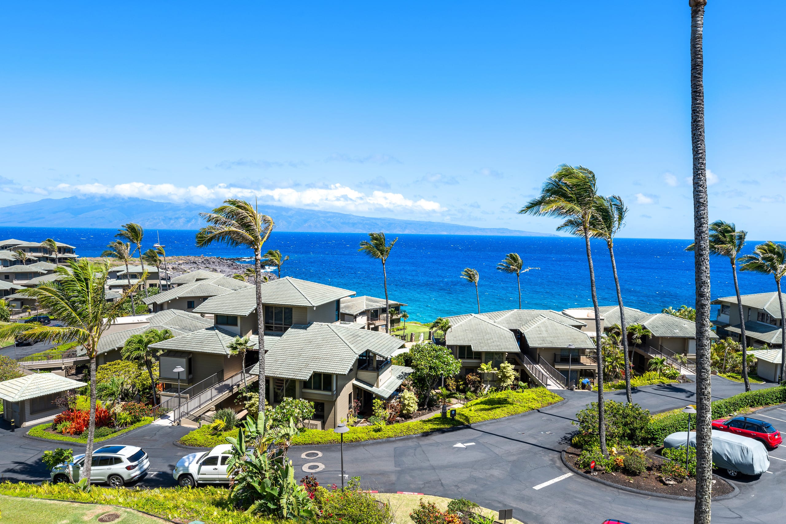 Condo in Lahaina · ★4.93 · 2 bedrooms · 3 beds · 3 baths - Image 37