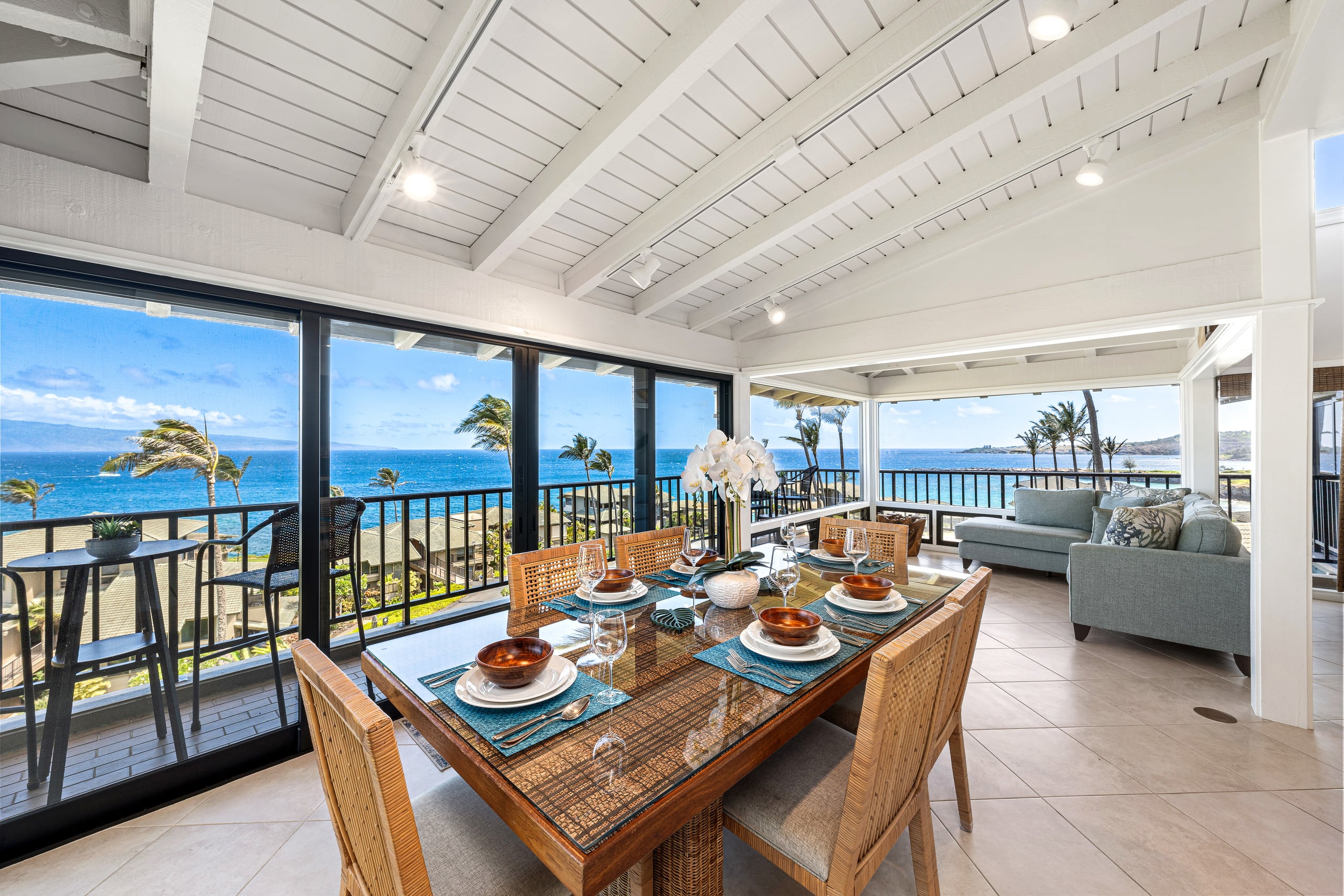 Condo in Lahaina · ★4.93 · 2 bedrooms · 3 beds · 3 baths - Image 12