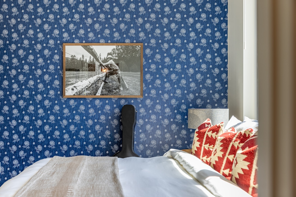 Dhoma kryesore e gjumit.