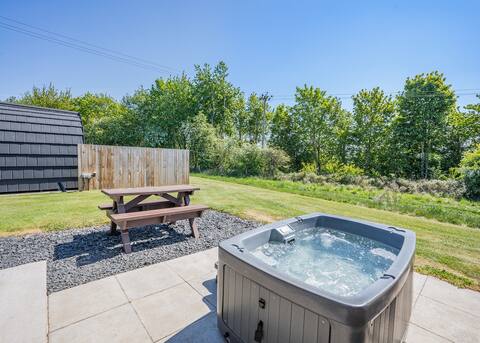 Kyloe Glamping Pod (Pet Friendly)