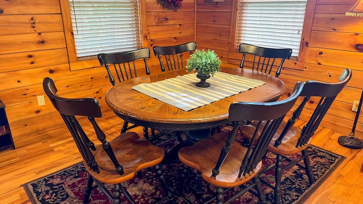 WILD AT HEART - Beautiful Mountain Cabin! - Cabins for Rent in