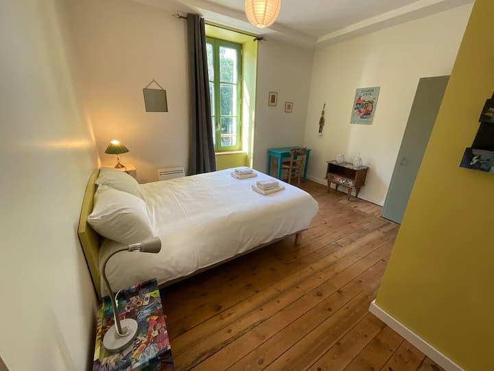 Chambre Double Dans Le Tiers Lieu Tavarn Ty Gar - Lorient
