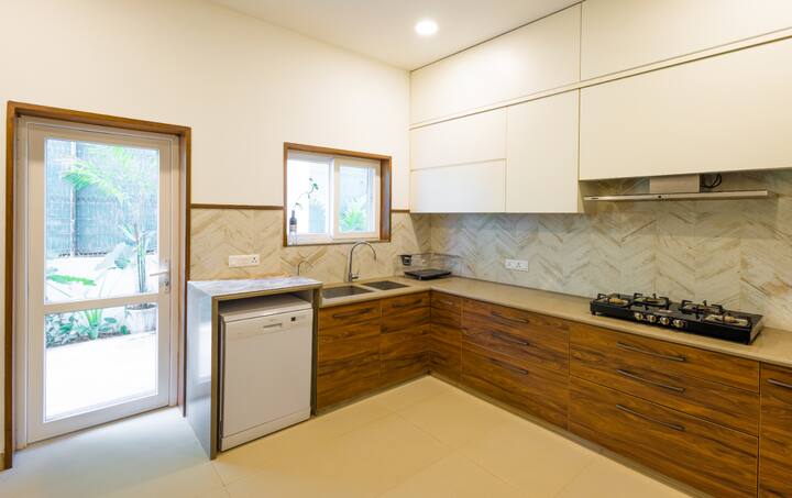 Rooms: Kitchen