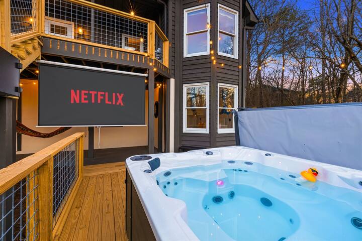 Heated Pool 365 – Hot Tub – Mountain View gallery image 3