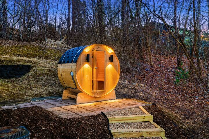 Heated Pool 365 – Hot Tub – Mountain View gallery image 4