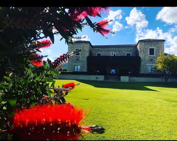 E-Domizil Vanessa managed Airbnb listing 1