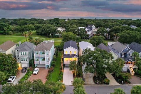 Wild Dunes 5Bd- golf views, hot tub, fire pit!