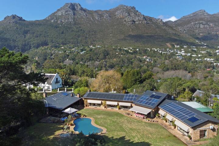 Linyanti Expansive Family Getaway gallery image 2