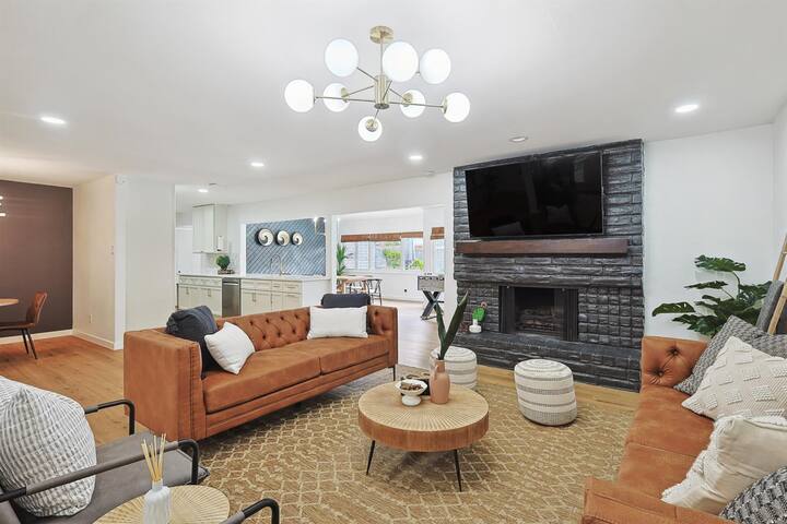 4-BD Serene Hideaway w Pool, Foosball, and Patio gallery image 5