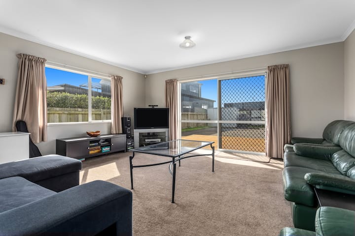 Family Tides Getaway- Waiotahe Beach - Ōpōtiki