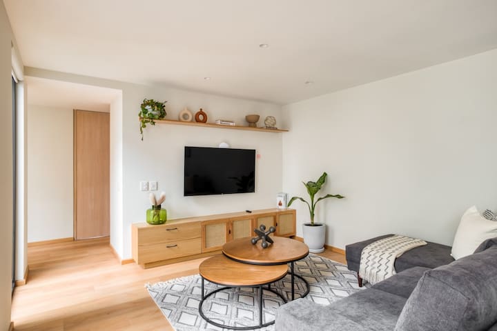 6BR for Groups in the artistic Condesa gallery image 2