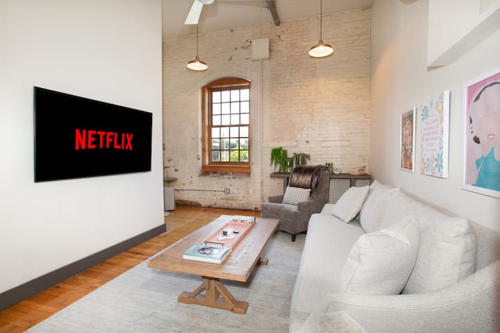 Dolly's Downtown Loft - Knoxville! - 녹스빌