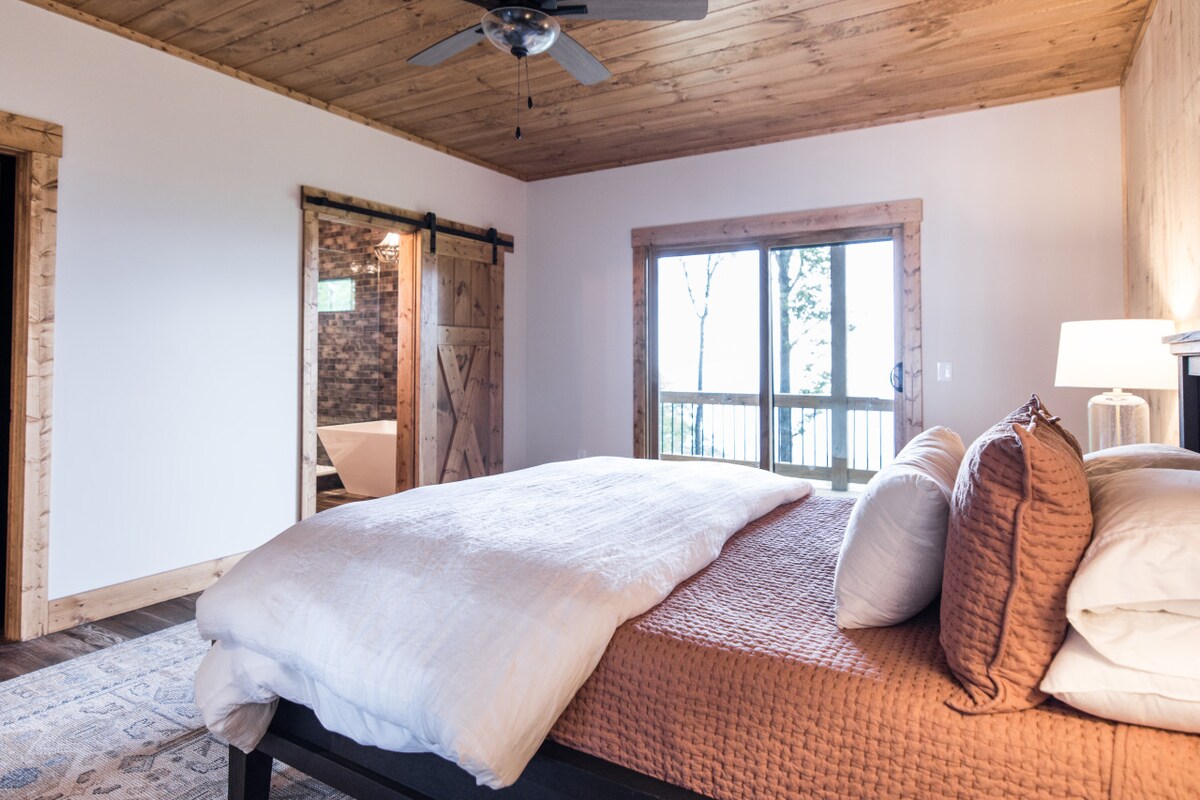 Dhoma kryesore e gjumit "queen"