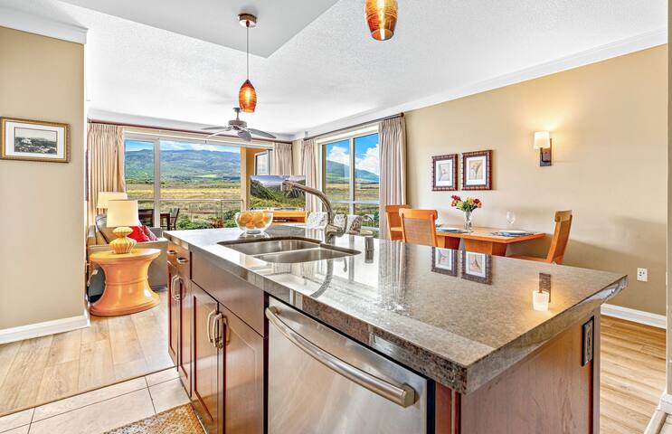 Maui Resort Rentals: Honua Kai Hokulani 822 gallery image 5