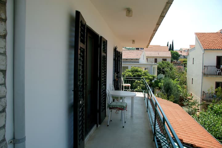 Appartement Valerija (66671-a2) - Supetar