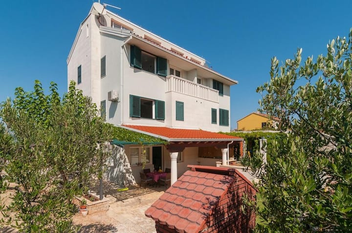 Appartement Irena (70792-a1) - San Giovanni di Brazza