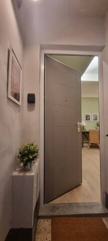 The Florentine Apartment – Flo Apartments gallery image 5