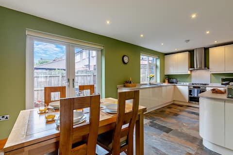 3 Bed in North Shields (oc-b29939)