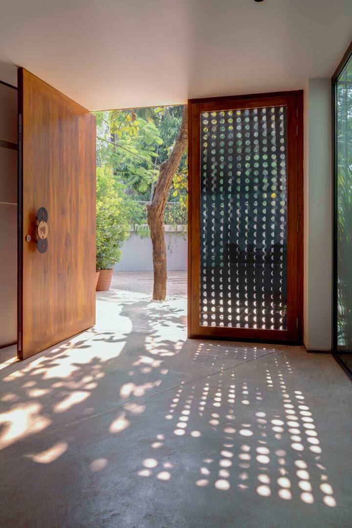 Interior: Entrance