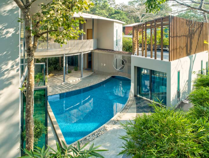 Pool: Pool view