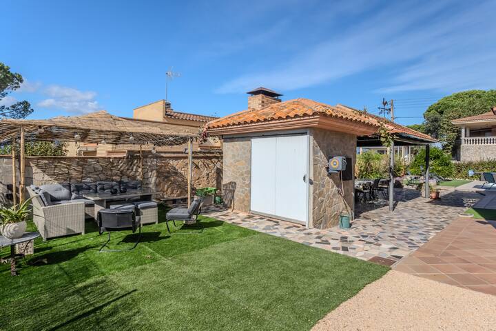 Villa natura 20 km de las playas gallery image 5