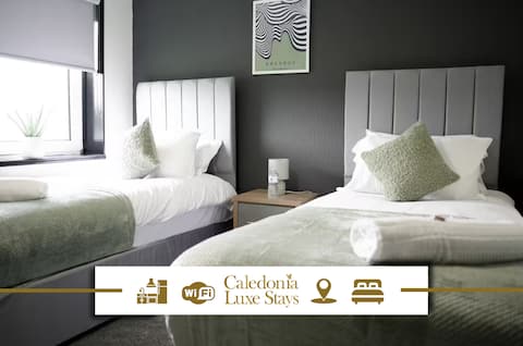 Snug Modern Home in Livingston